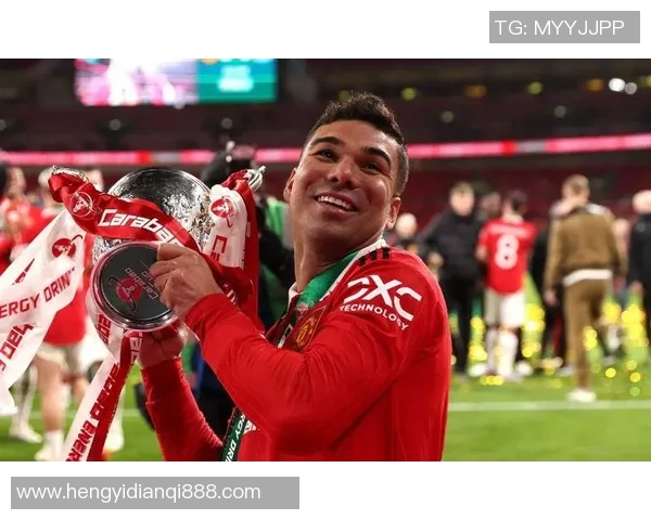 曼联已接洽新卡塞米罗，狼队回绝4400万出售！冬窗能签的中场或只要三人